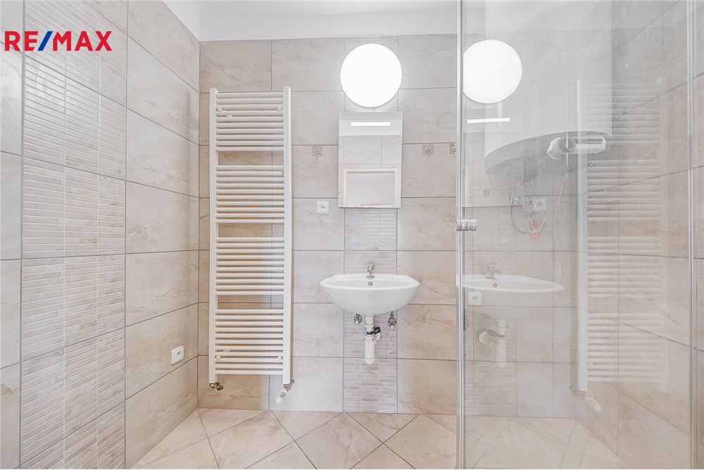 Residential - Condo/Apartment - Tlustice, Stredocesky region - Czech Republic - 18 - 29288132-68