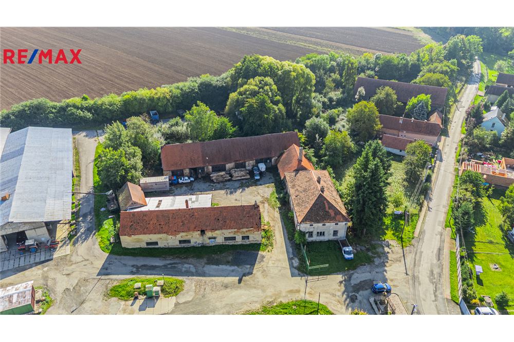 Commercial - Farm - Vitice, Stredocesky region - Czech Republic - 1 - 29288067-80