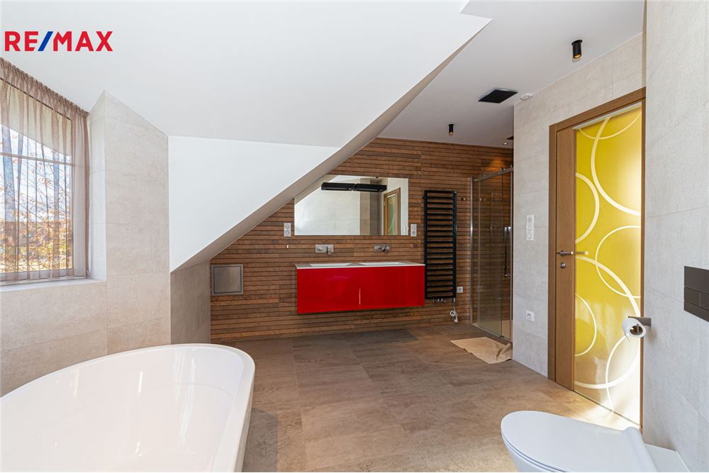 Residential - House - Jesenice, Stredocesky region - Czech Republic - 27 - 29288138-78