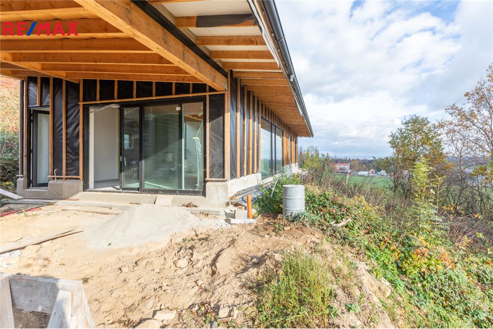 Residential - House - Lipnice nad Sázavou, Vysocina region - Czech Republic - 12 - 29234030-303