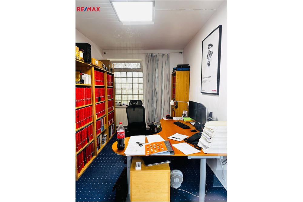 Commercial - Office Block - Brno, Jihomoravský kraj - Czech Republic - 4 - 29284045-23