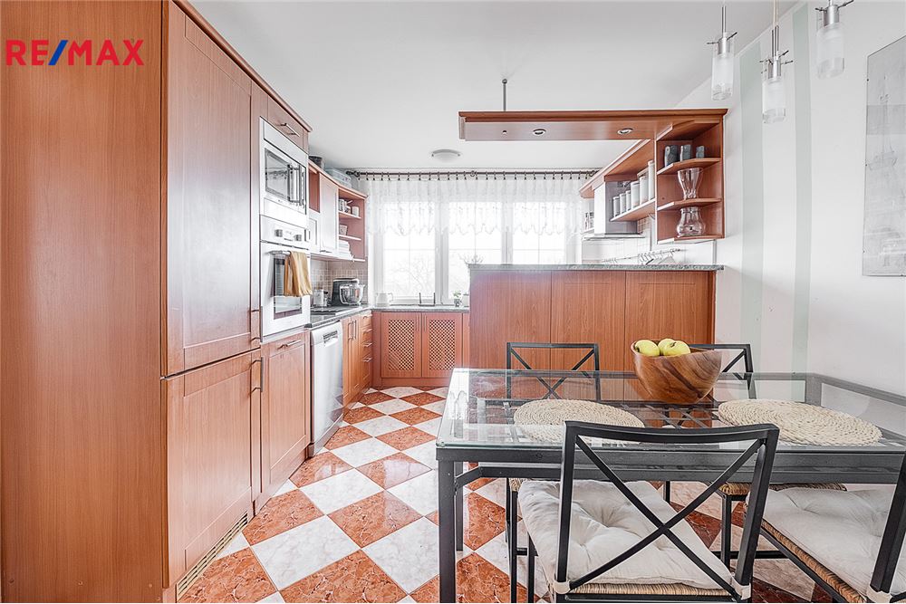 Residential - House - Mělník, Stredocesky region - Czech Republic - 8 - 29288082-135