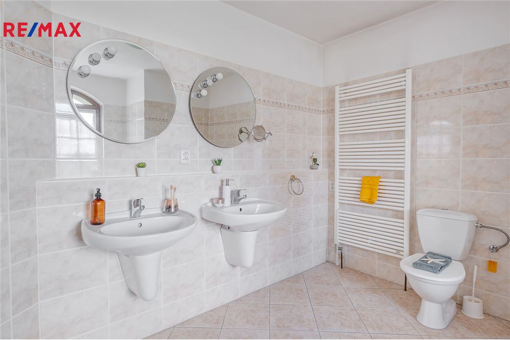 Residencial - Casa - Praha 8, hl. m. Praha - Czech Republic - 19 - 29288082-153