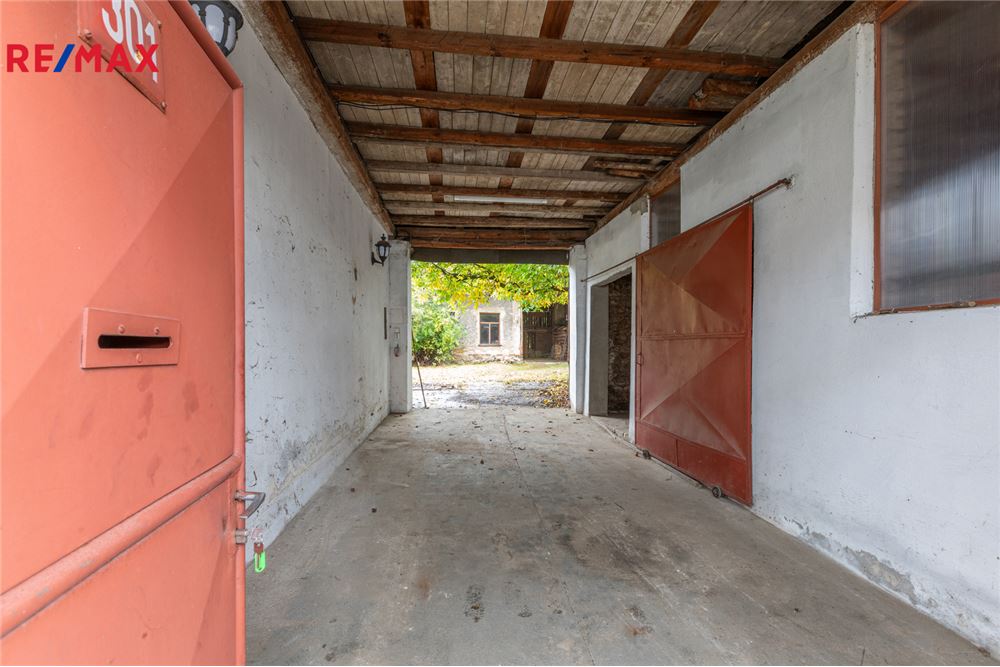 Prédio Habitacional - Casa - Hostomice, Středočeský kraj - Czech Republic - 23 - 29234029-380