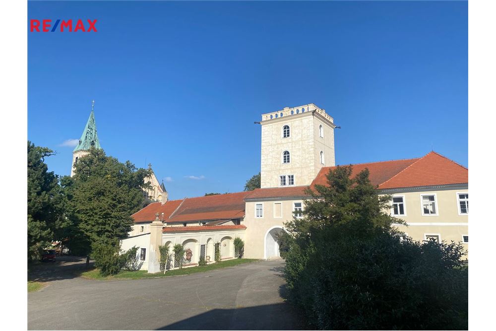 Surface commerciale - Autre terrain - Zásmuky, Středočeský kraj - Czech Republic - 19 - 29288064-128