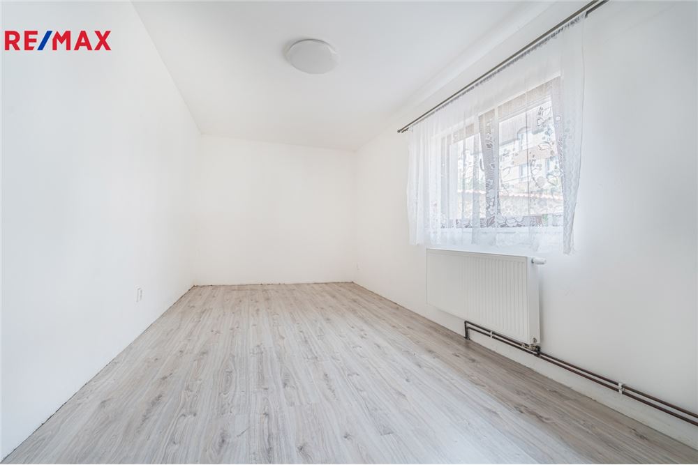 Residential - House - Kladno, Stredocesky region - Czech Republic - 8 - 29288171-6