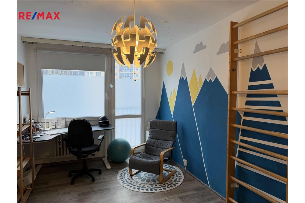 Prédio Habitacional - Apartamento - Praha 8, hl. m. Praha - Czech Republic - 7 - 29234043-6