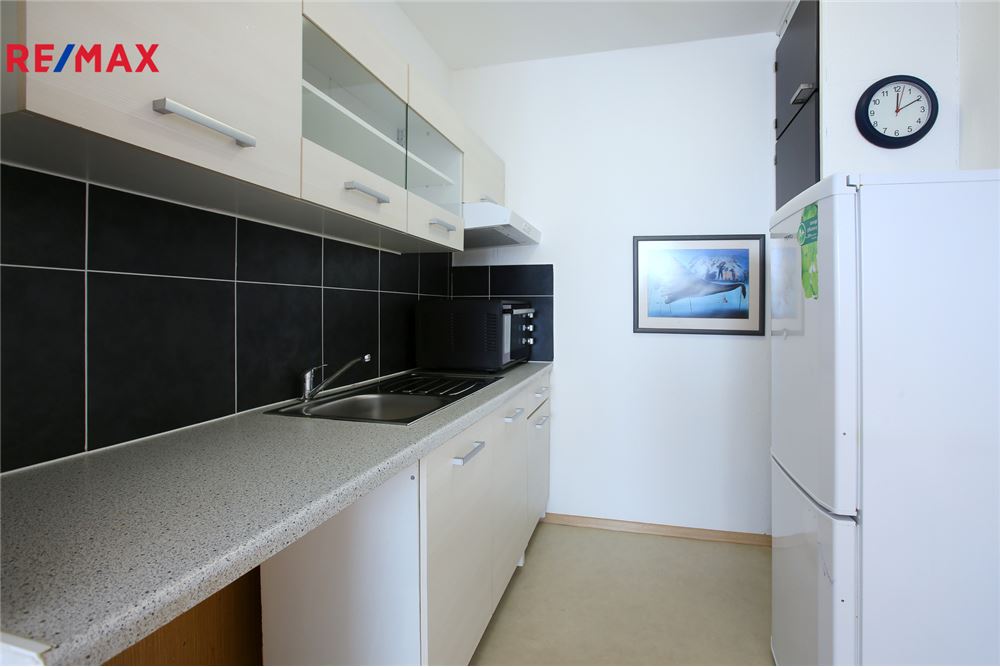 Wohnung - Wohnung - Praha 5, hl. m. Praha - Czech Republic - 5 - 29234027-32