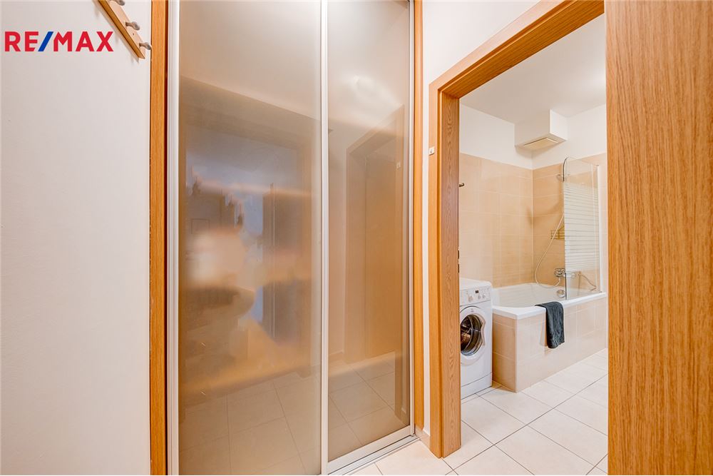 Residential - Condo/Apartment - Prague 9, City of Prague - Czech Republic - 10 - 29288132-86