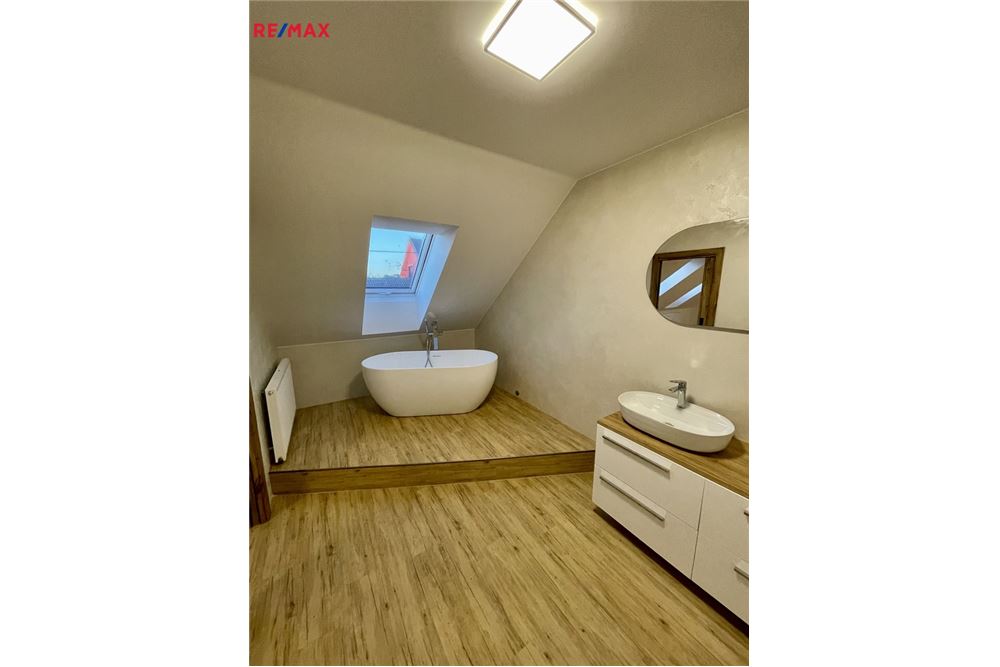 Residential - House - Rokytnice nad Rokytnou, Vysocina region - Czech Republic - 11 - 29229023-2