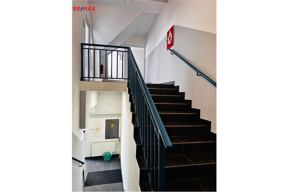 Commercial - Office Block - Brno, Jihomoravský kraj - Czech Republic - 11 - 29284045-23