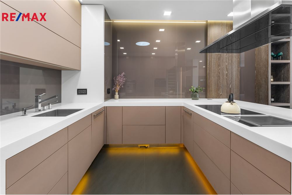 Residenziale - Casa - Praha 5, hl. m. Praha - Czech Republic - 6 - 29234029-389