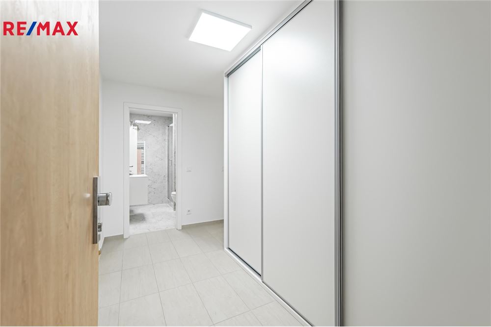 Commercial - Apartment Building - Rumburk, Ústí nad Labem region - Czech Republic - 22 - 29288148-30