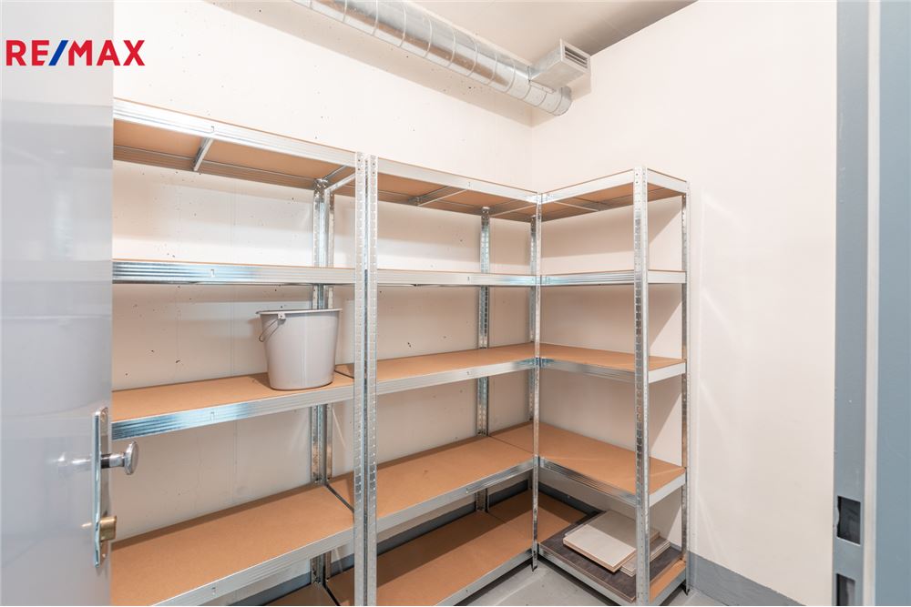 Residencial - Piso - Praha 9, hl. m. Praha - Czech Republic - 12 - 29234030-321