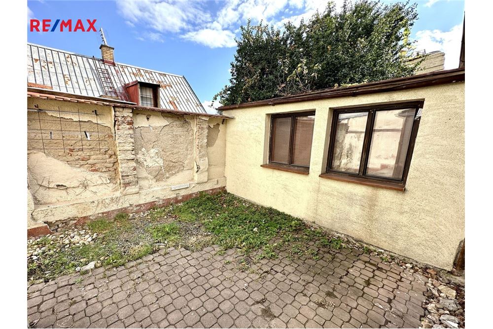 住宅 - 房子 - Praha 8, hl. m. Praha - Czech Republic - 14 - 29234019-810