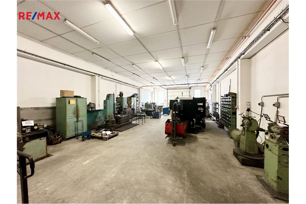 מסחרי - לתעשייה - Cheb, Karlovarský kraj - Czech Republic - 9 - 293441001-33