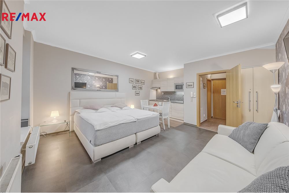 Residential - Condo/Apartment - Jablonec nad Nisou, Liberec region - Czech Republic - 5 - 29288132-85