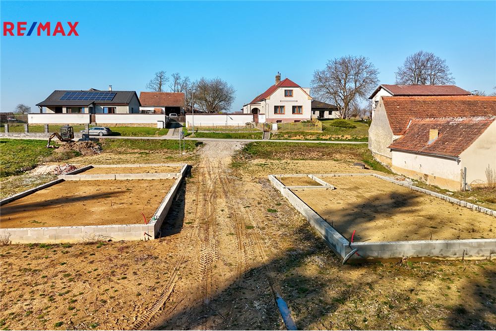 Commercial - Land - Lišov, Jihocesky region - Czech Republic - 9 - 29288151-8