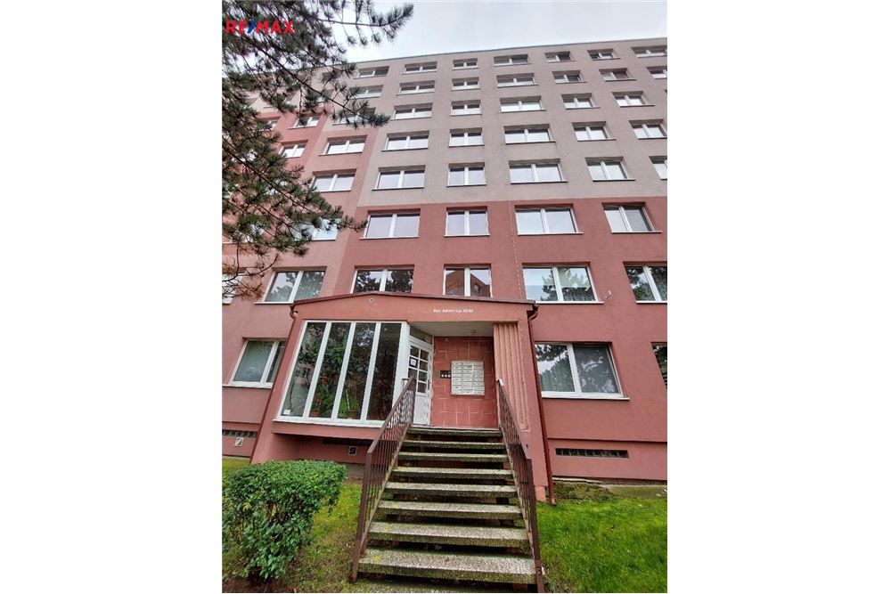 Residential - Condo/Apartment - Most, Ústí nad Labem region - Czech Republic - 12 - 29288026-210