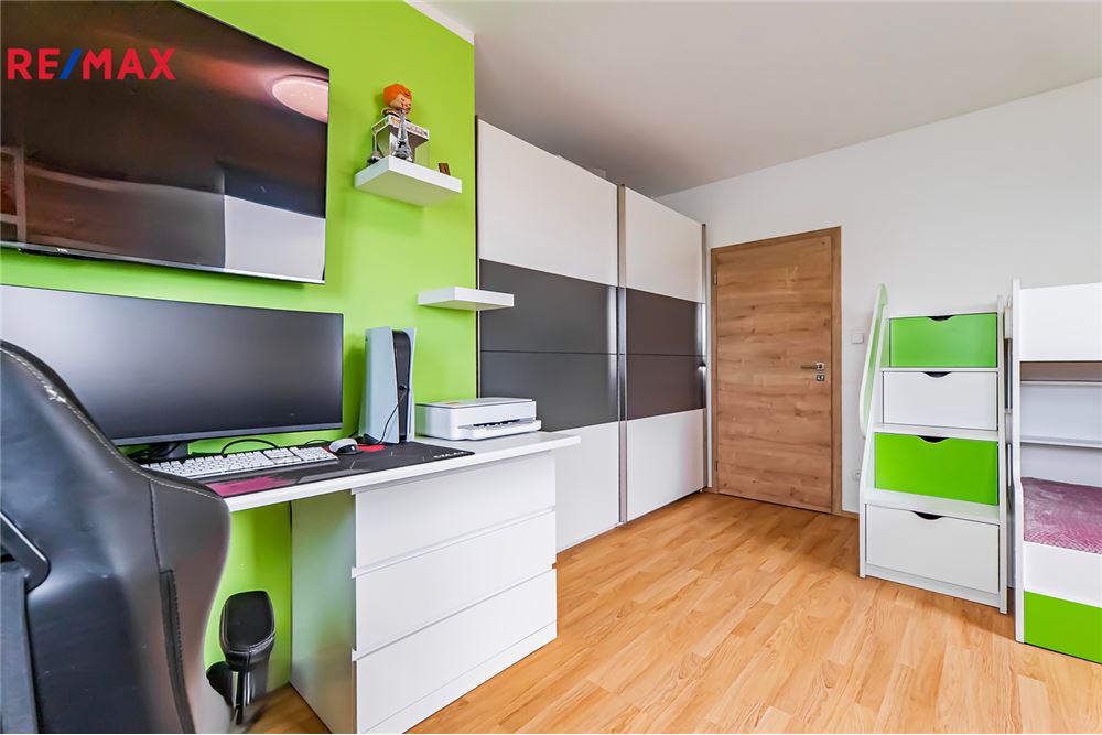 Residential - House - Veleň, Stredocesky region - Czech Republic - 14 - 29288064-124