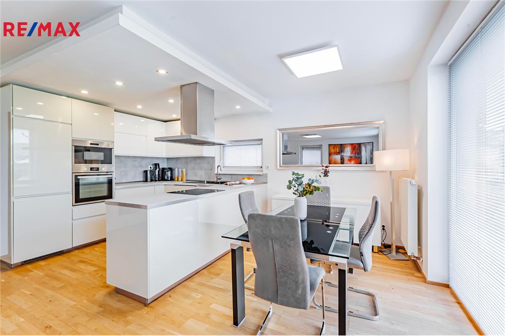 Residential - House - Veleň, Stredocesky region - Czech Republic - 7 - 29288064-124