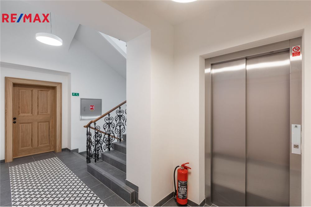 Residential - Condo/Apartment - Prague 8, City of Prague - Czech Republic - 10 - 29234030-323