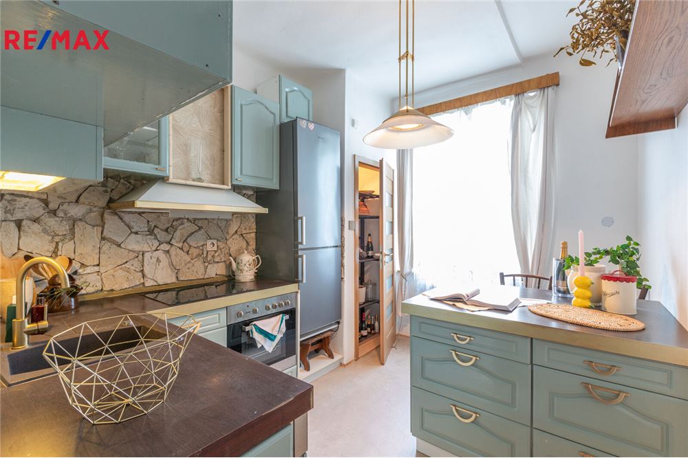 Residenziale - Appartamento - Praha 6, hl. m. Praha - Czech Republic - 1 - 29234019-806