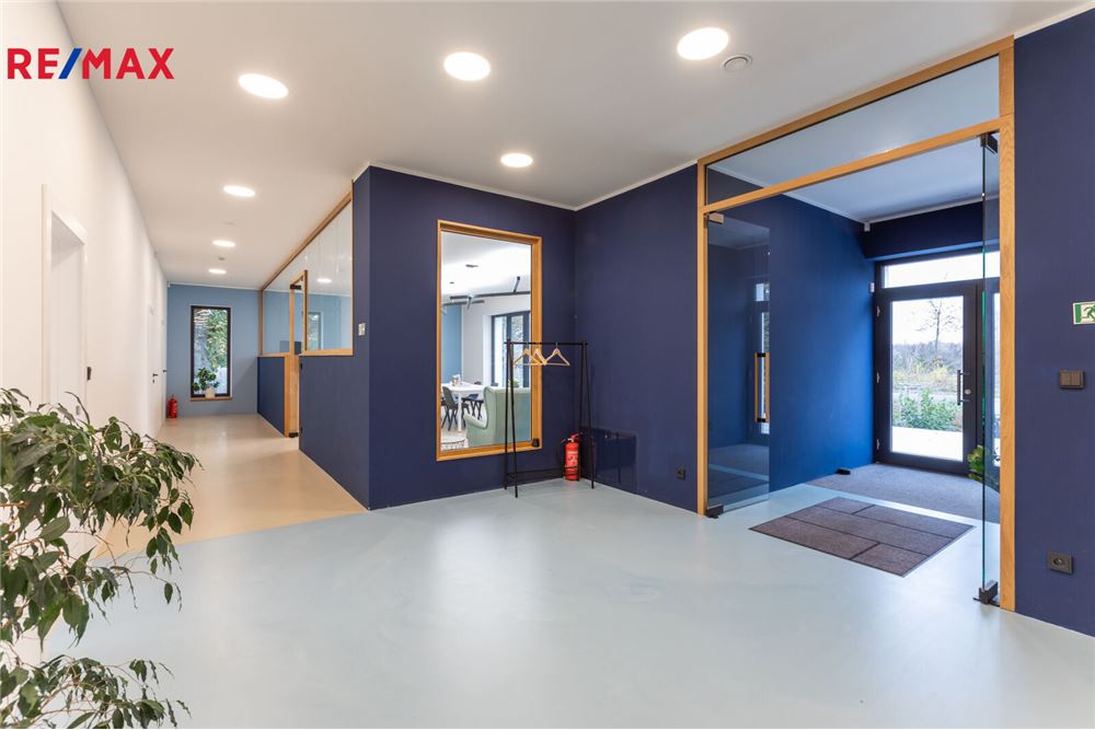 Comercial - Bloco de Escritórios - Milovice, Středočeský kraj - Czech Republic - 4 - 29234030-307