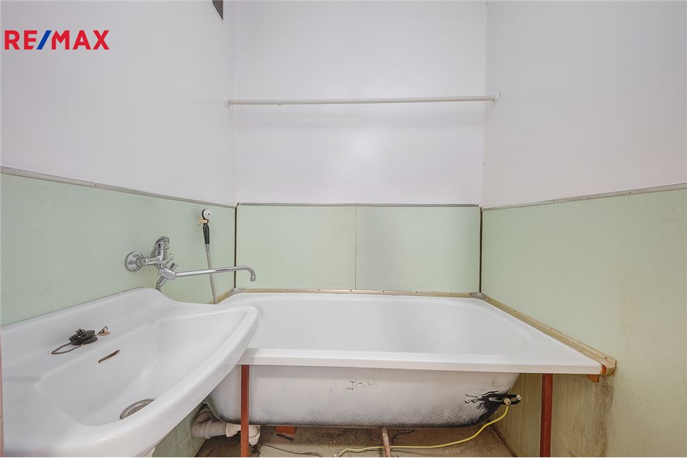 Residential - Condo/Apartment - České Budějovice, Jihocesky region - Czech Republic - 10 - 29288154-23