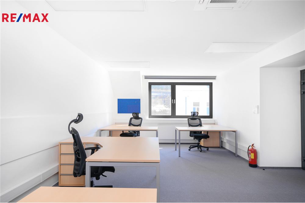 Commercial - Office Block - Mladá Boleslav, Stredocesky region - Czech Republic - 9 - 29288119-92