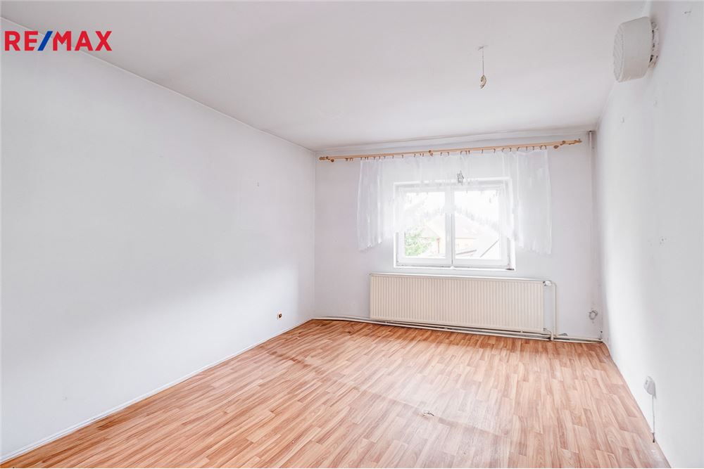 Residential - House - Údlice, Ústí nad Labem region - Czech Republic - 6 - 29288106-120