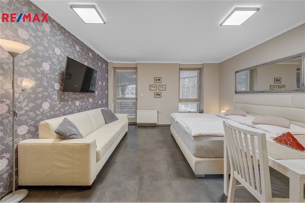 Residential - Condo/Apartment - Jablonec nad Nisou, Liberec region - Czech Republic - 2 - 29288132-85