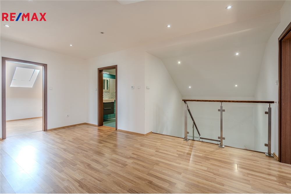 Residential - House - Oponešice, Vysocina region - Czech Republic - 27 - 29229012-94