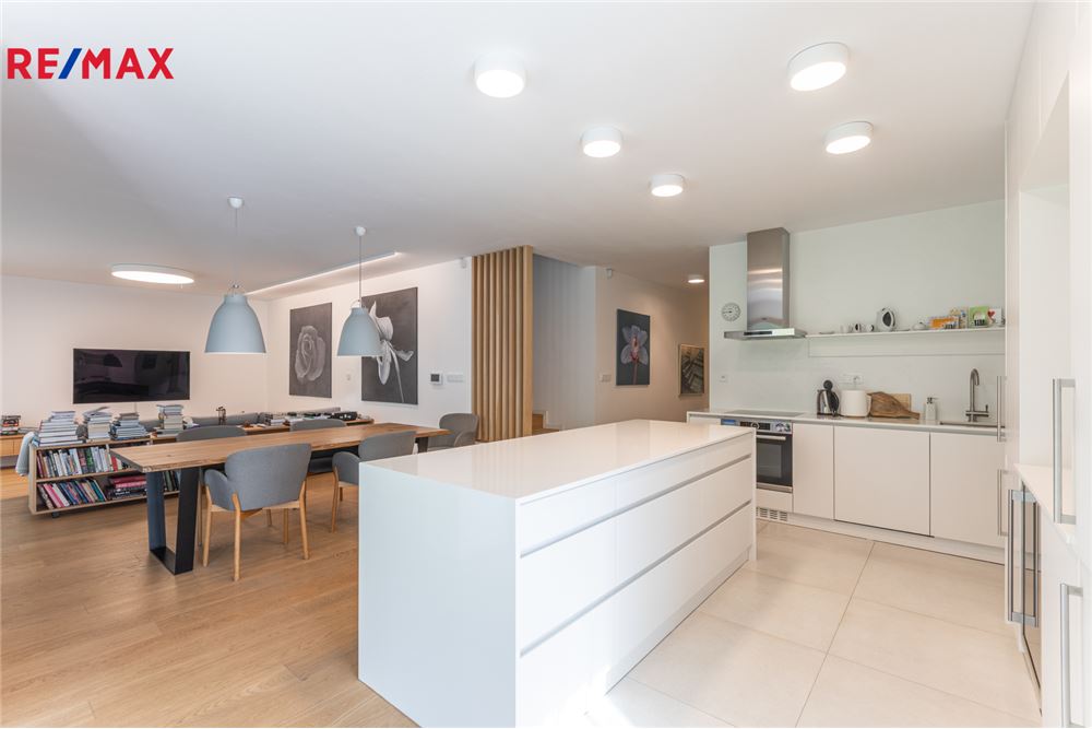 Residencial - Villa - Praha 6, hl. m. Praha - Czech Republic - 8 - 29234030-309