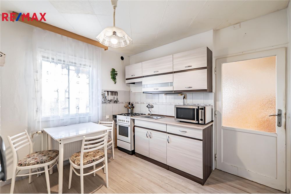 Residential - House - Mělník, Stredocesky region - Czech Republic - 14 - 29288119-93