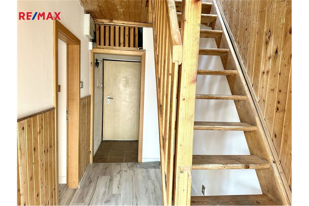 住宅 - 房子 - Praha 8, hl. m. Praha - Czech Republic - 8 - 29234019-810