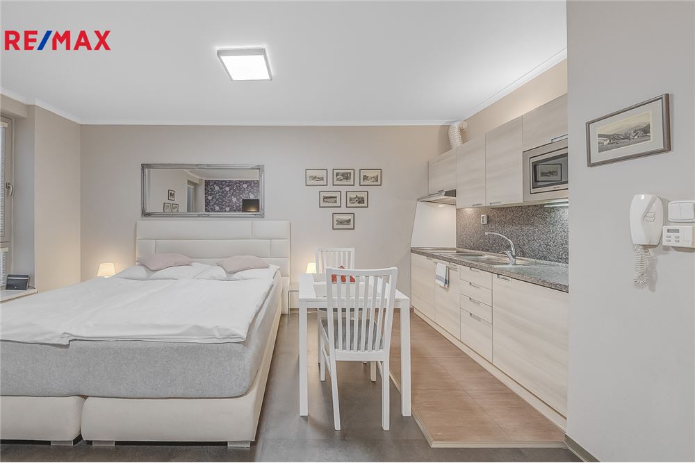 Residential - Condo/Apartment - Jablonec nad Nisou, Liberec region - Czech Republic - 4 - 29288132-85