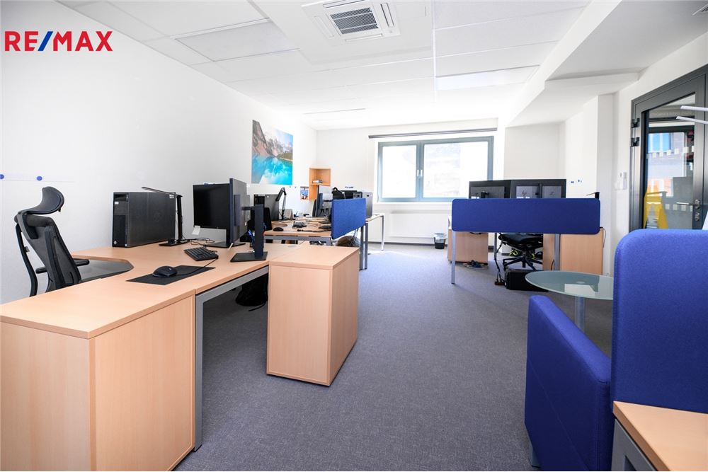 Commercial - Office Block - Mladá Boleslav, Stredocesky region - Czech Republic - 14 - 29288119-92