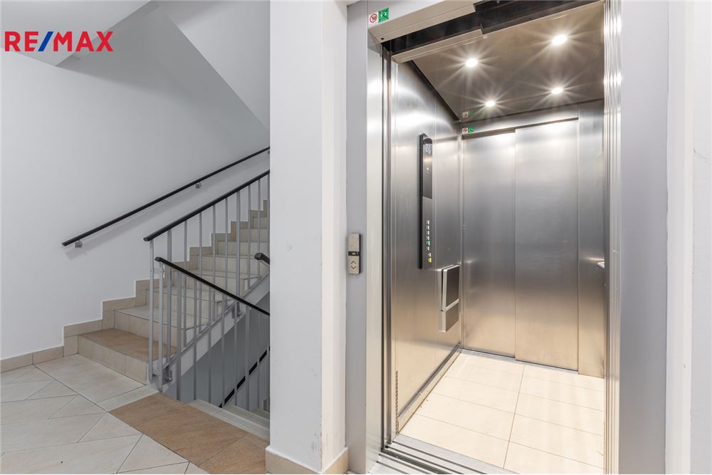 Residencial - Piso - Praha 9, hl. m. Praha - Czech Republic - 10 - 29234030-321