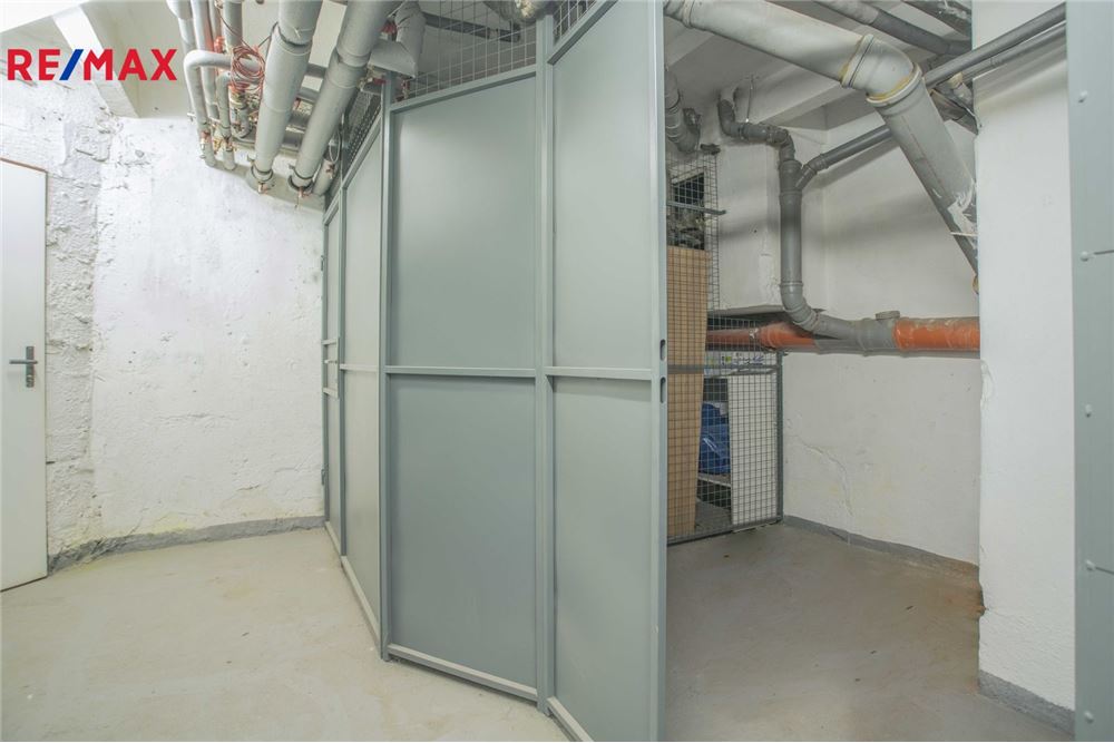 Commercial - Commercial/Retail - Prague 8, City of Prague - Czech Republic - 4 - 29288163-6