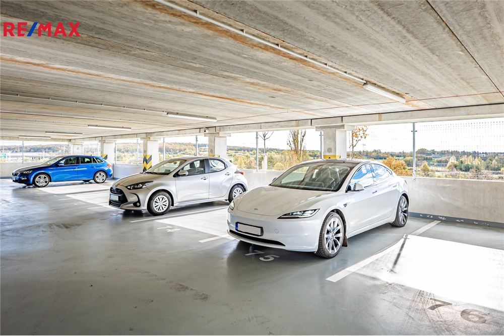 Commercial - Garage - Prague 9, City of Prague - Czech Republic - 6 - 29288163-31