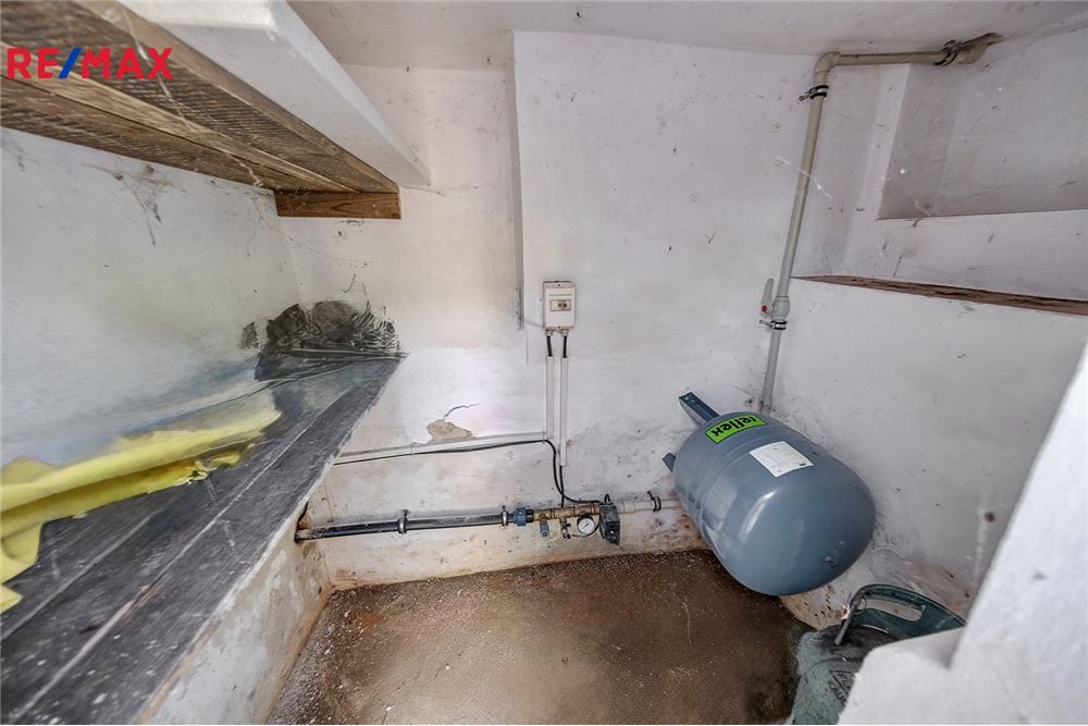 Residential - House - Útušice, Plzeň region - Czech Republic - 21 - 29288132-87