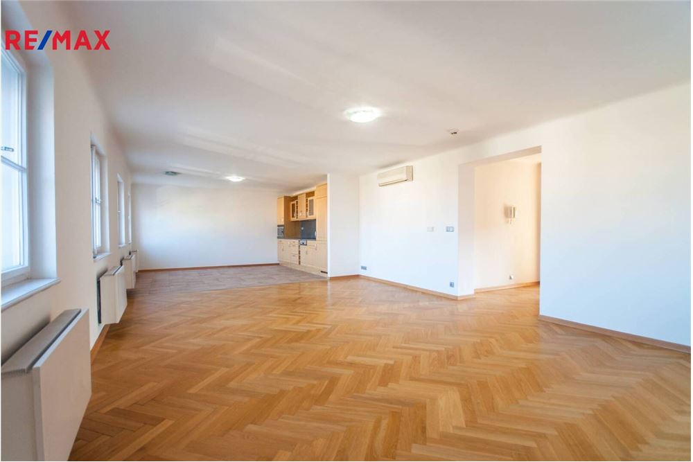 Prédio Habitacional - Apartamento - Praha 1, hl. m. Praha - Czech Republic - 1 - 29234030-322