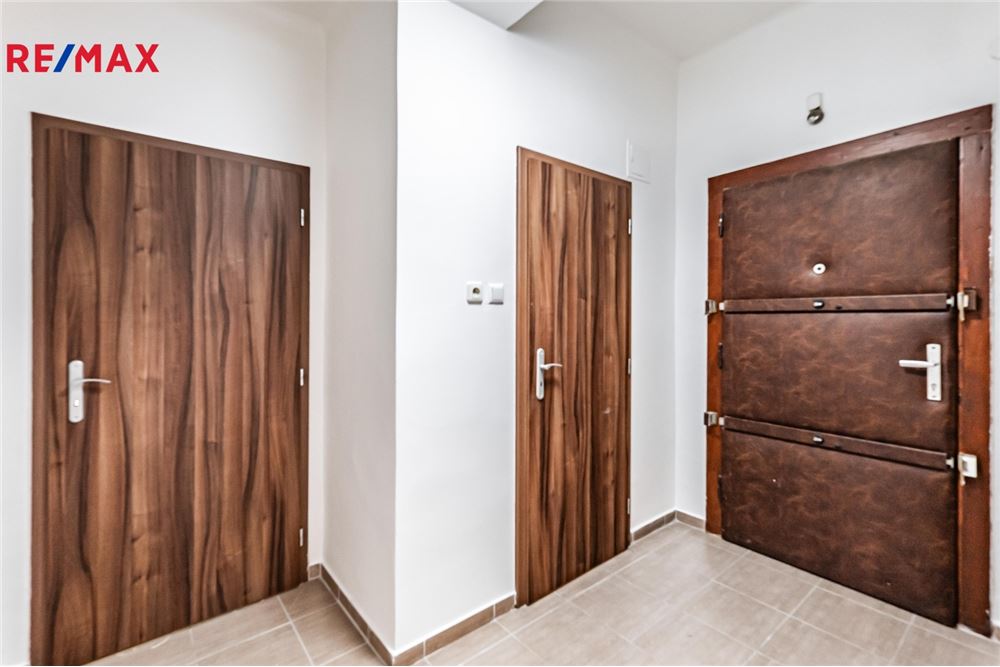 Residential - Condo/Apartment - Prague 4, City of Prague - Czech Republic - 21 - 29288163-21