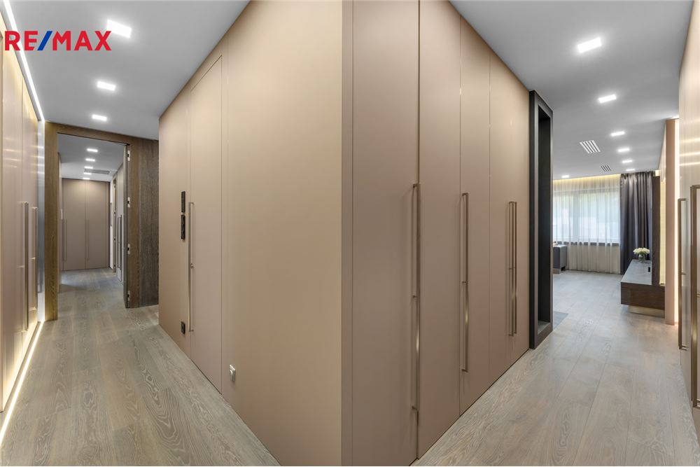 Residenziale - Casa - Praha 5, hl. m. Praha - Czech Republic - 19 - 29234029-389