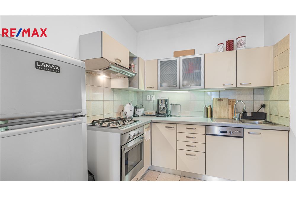 Residential - Condo/Apartment - Prague 7, City of Prague - Czech Republic - 3 - 29288067-86