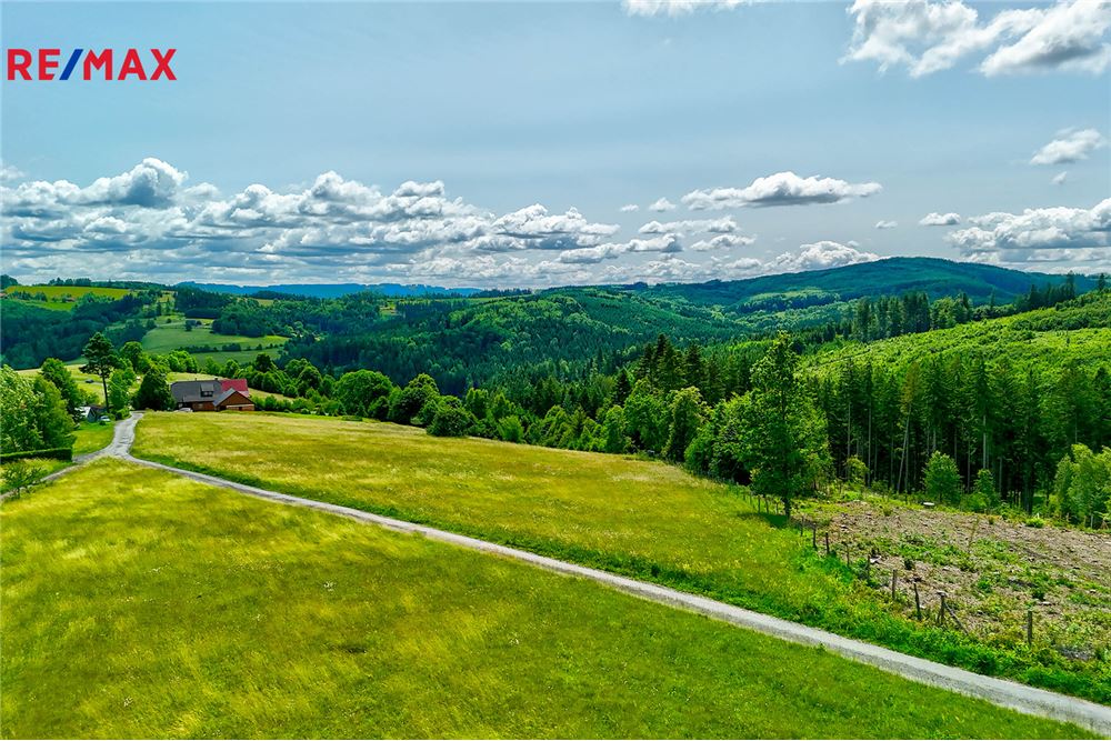 Commercial - Land - Mikulůvka, Zlín region - Czech Republic - 11 - 29288106-107