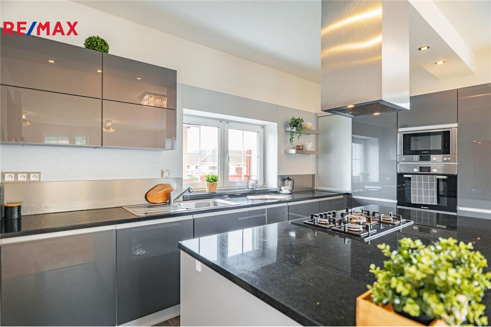 Residential - House - Králův Dvůr, Stredocesky region - Czech Republic - 8 - 29288138-69