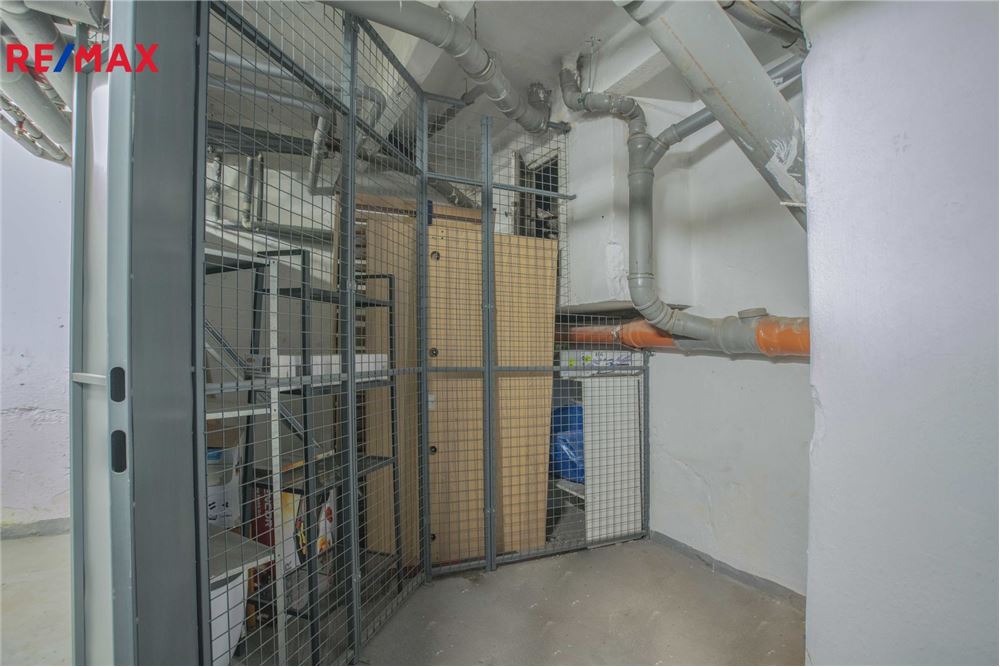 Commercial - Commercial/Retail - Prague 8, City of Prague - Czech Republic - 2 - 29288163-6