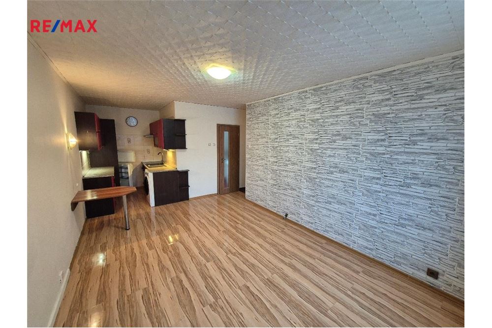 Residential - Condo/Apartment - Most, Ústí nad Labem region - Czech Republic - 1 - 29288026-217